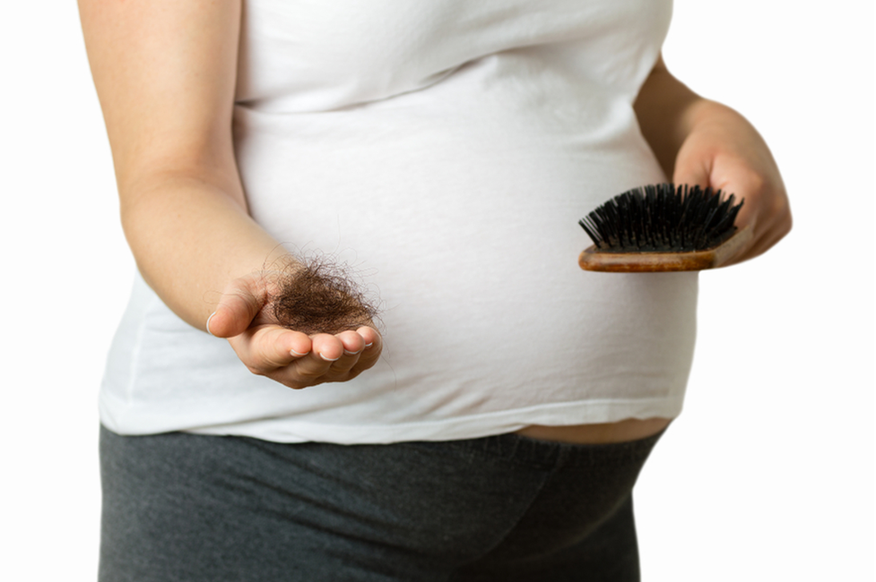 آیا ریزش مو در بارداری طبیعی است؟
