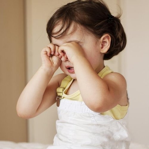 علت التهاب چشم در کودکان چیست؟