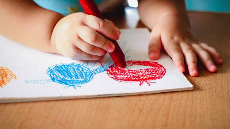 مهارت‌های رشدی نوشتن و نقاشی کردن کودکان
