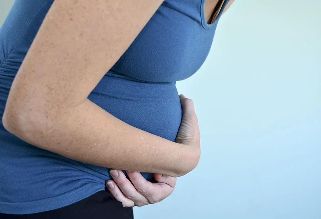 عوامل ایجاد نفخ شکم در بارداری و درمان آن