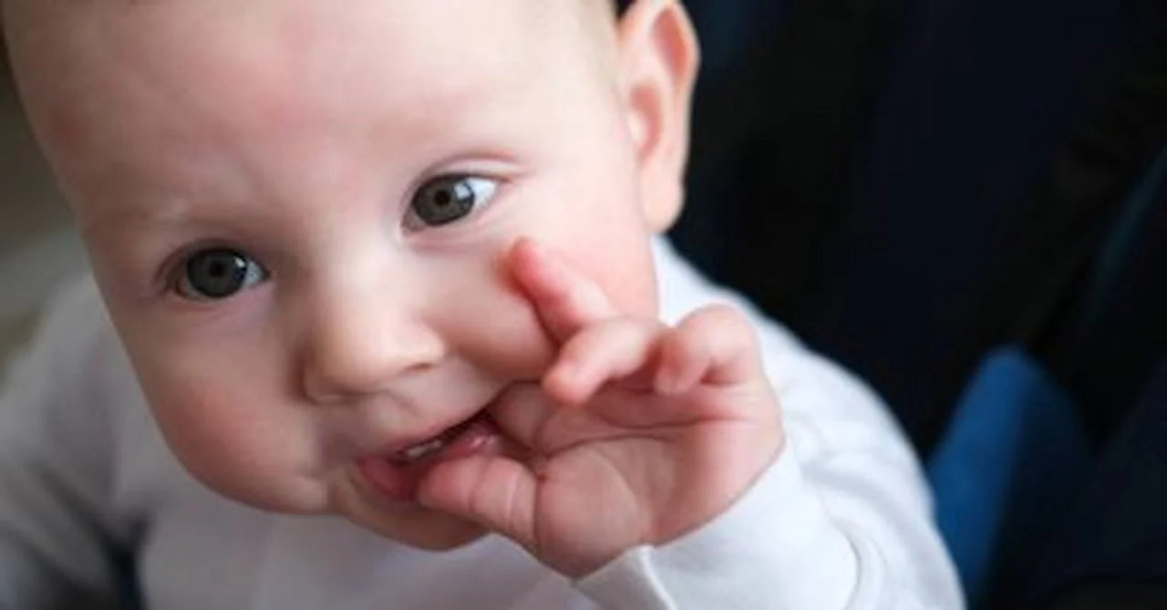 چه زمانی به خاطر دندان در آوردن کودک باید با پزشک تماس گرفت؟