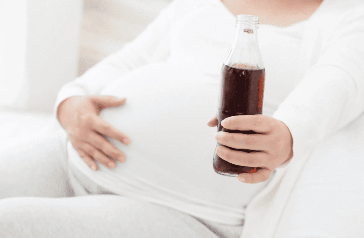 مصرف نوشیدنی‌های انرژی زا در بارداری